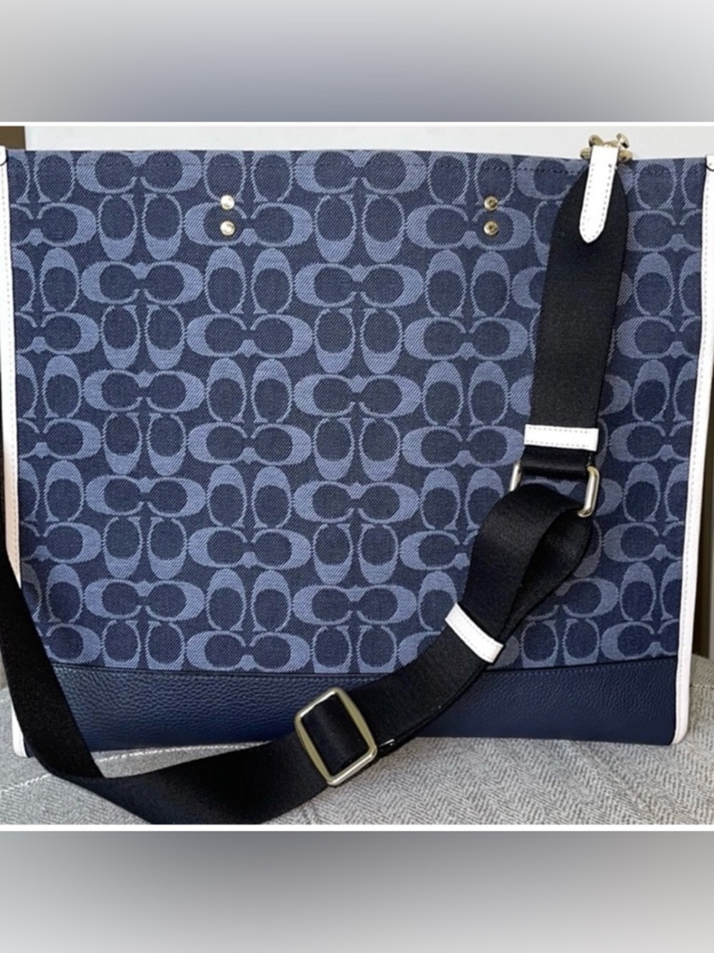 Coach Navy Signature Canvas Tote with White Trim and Black Strap - Picture 3 of 5